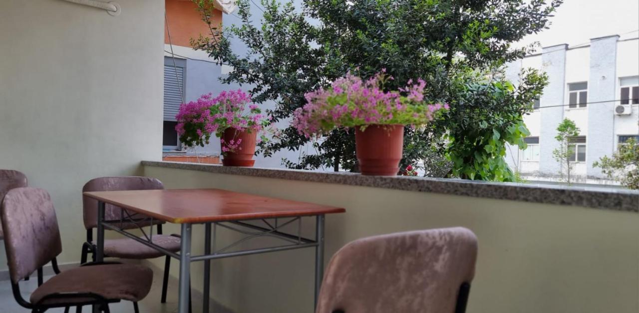 Aaa Apartment Berat Exterior foto