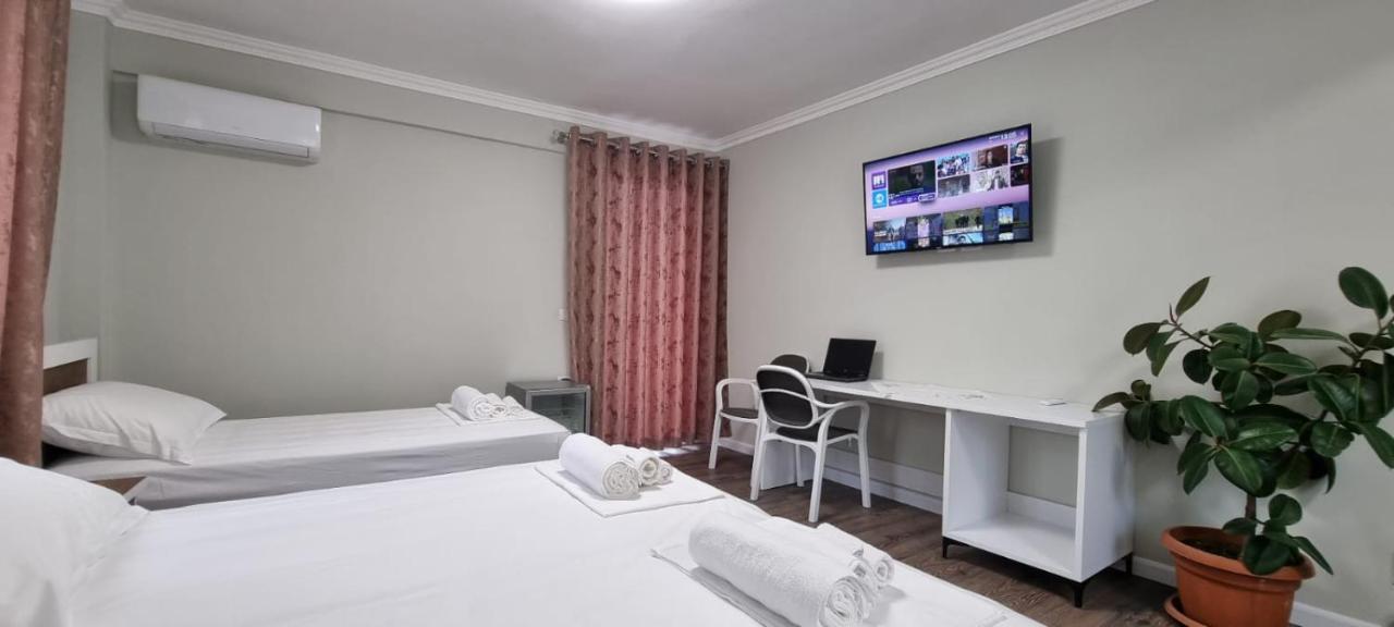 Aaa Apartment Berat Exterior foto