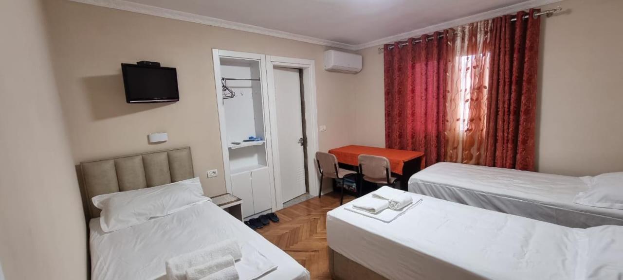 Aaa Apartment Berat Exterior foto